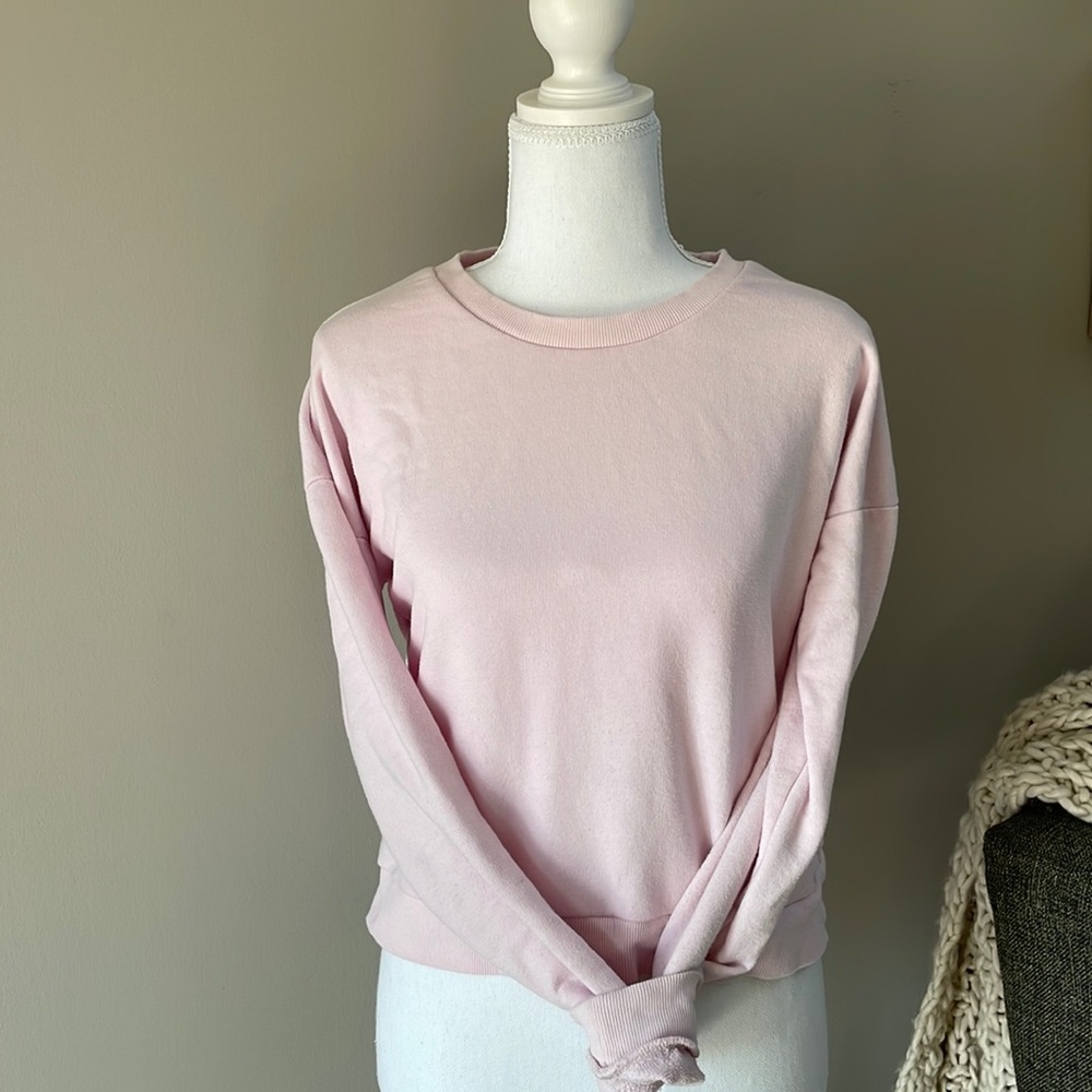 Forever 21 Cropped Sweatshirt XS